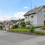 Arctic Homes - Historical Tromso House With View