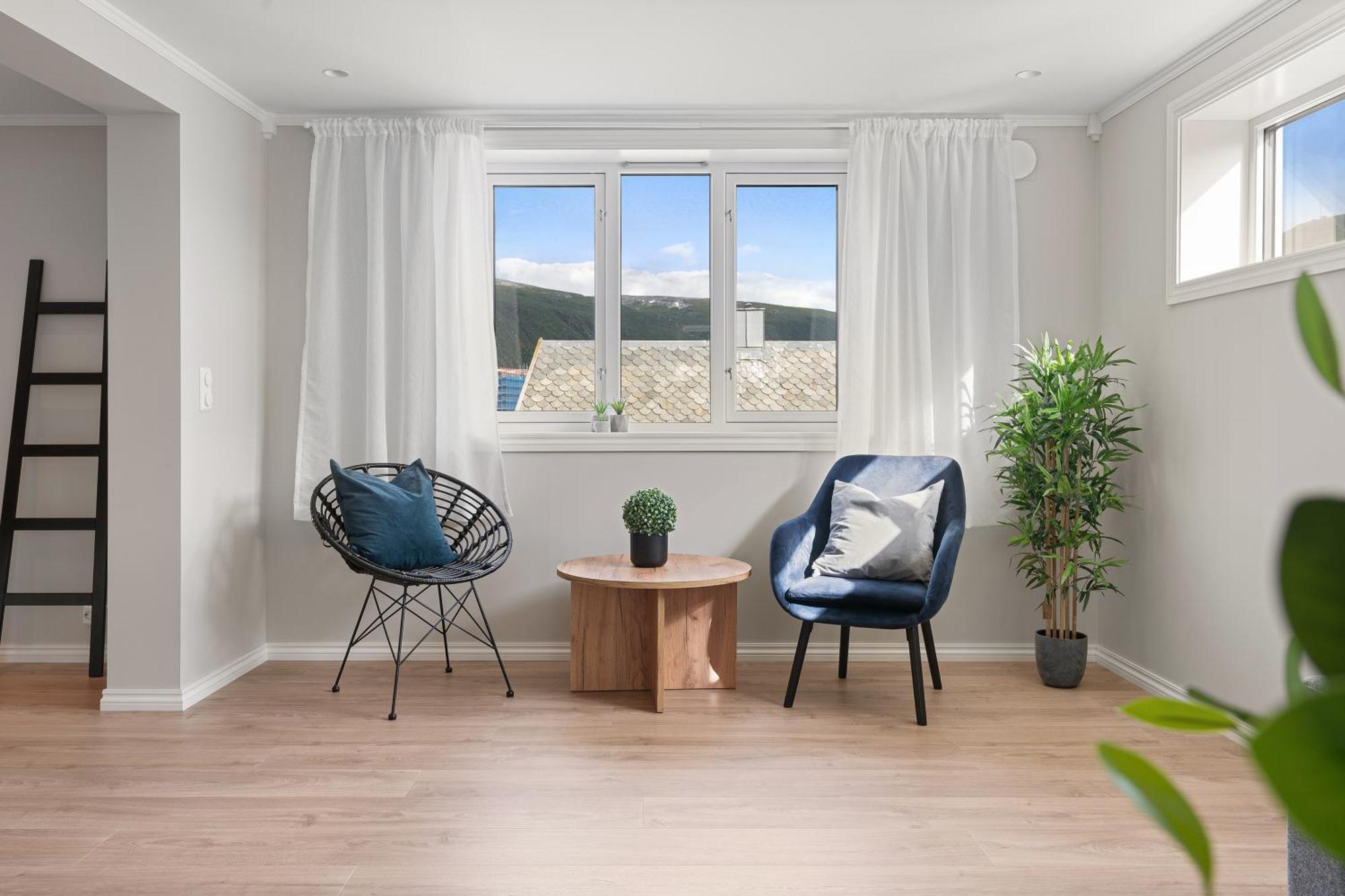 Arctic Homes - Historical House With View Apartamento