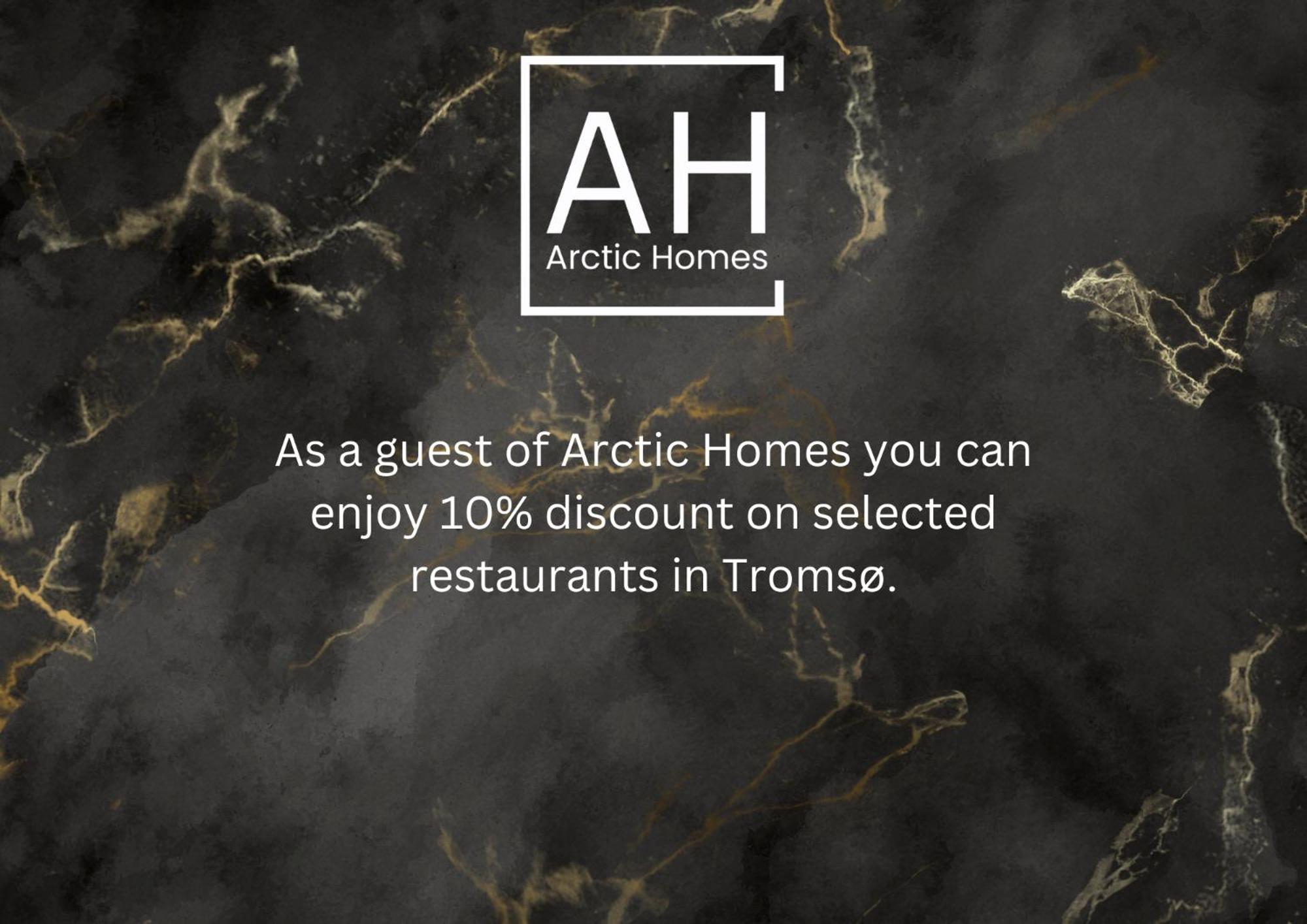 Arctic Homes - Historical House With View Apartamento